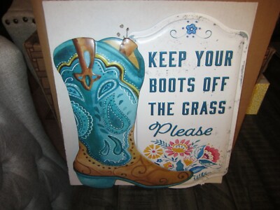 Brand New Pioneer Woman 3D Boots Off The Grass Stake!!