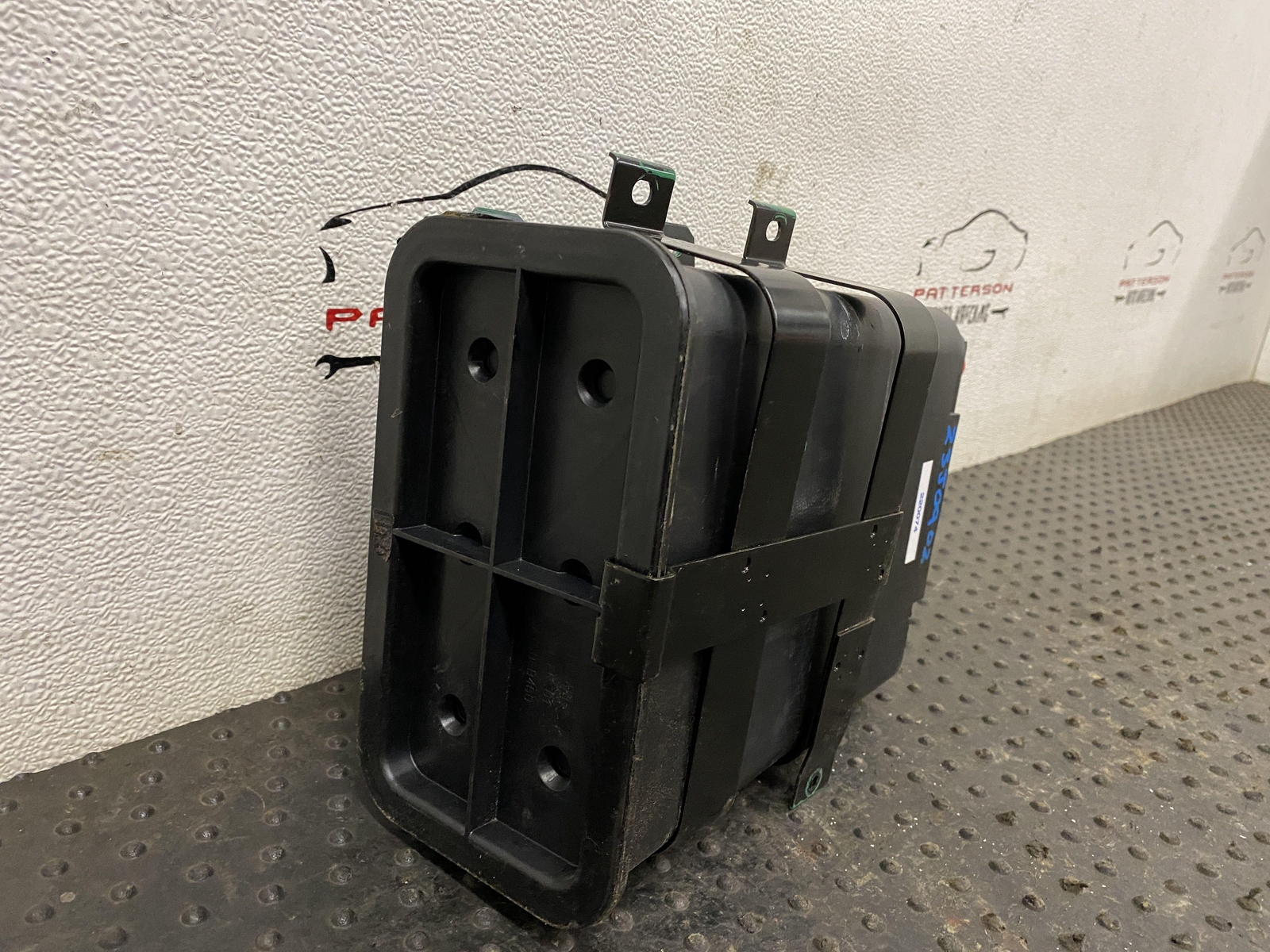08-12 MASERATI GRANTURISMO M145 GAS VAPOR CHARCOAL EVAP EVAPORATIVE CANISTER 18K