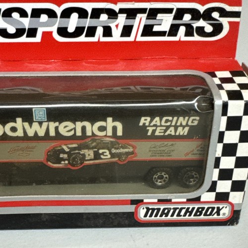 Matchbox Super Star Transporters Chevrolet Racing 1992 Dale Earnhardt CY 104 - Picture 2 of 11