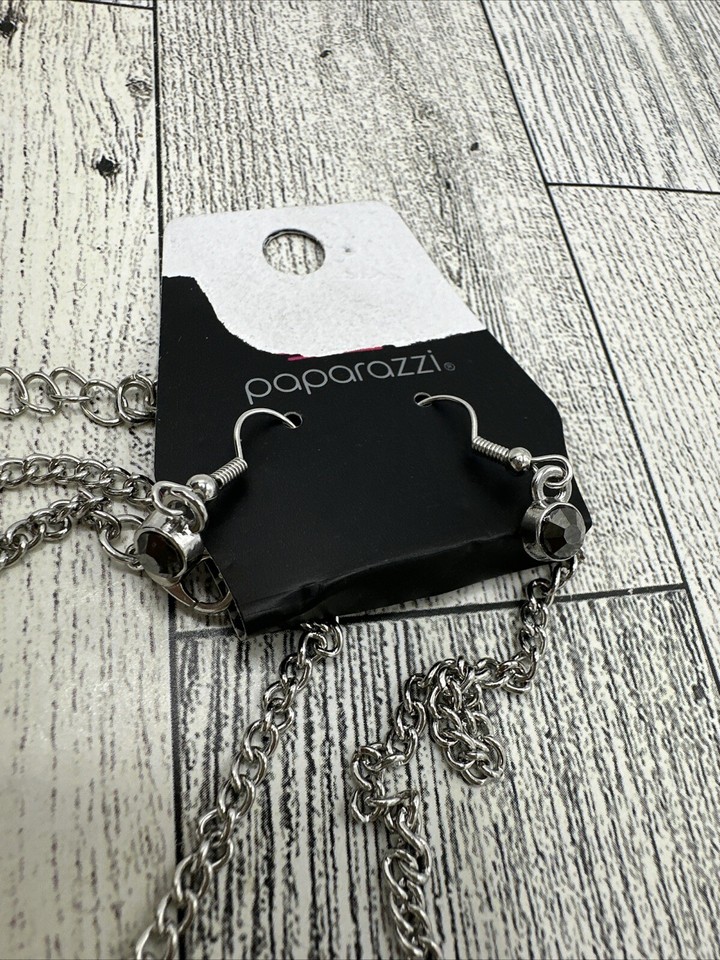 Paparazzi Necklace Fashion Costume Jewelry Bib Rhinestone Statement W