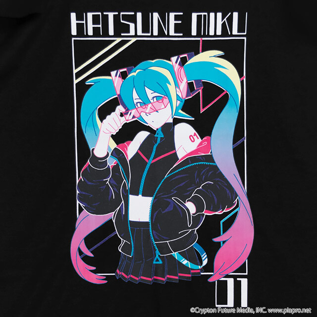 Presale Vocaloid Hatsune Miku T-shirt w/ Arm Cover Black