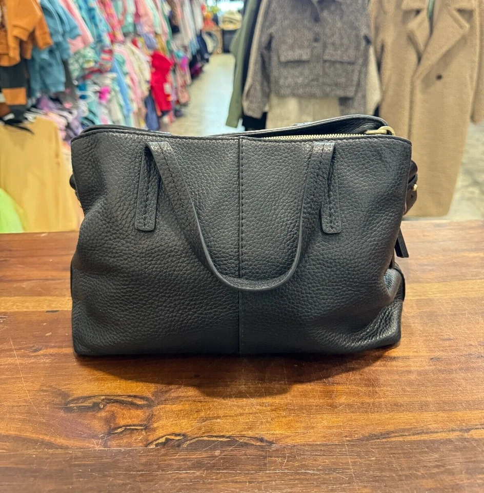 Radley Dukes Place Black Medium Open-Top Multiway Bag (BAG556) (Faulty) - image 4 of 4