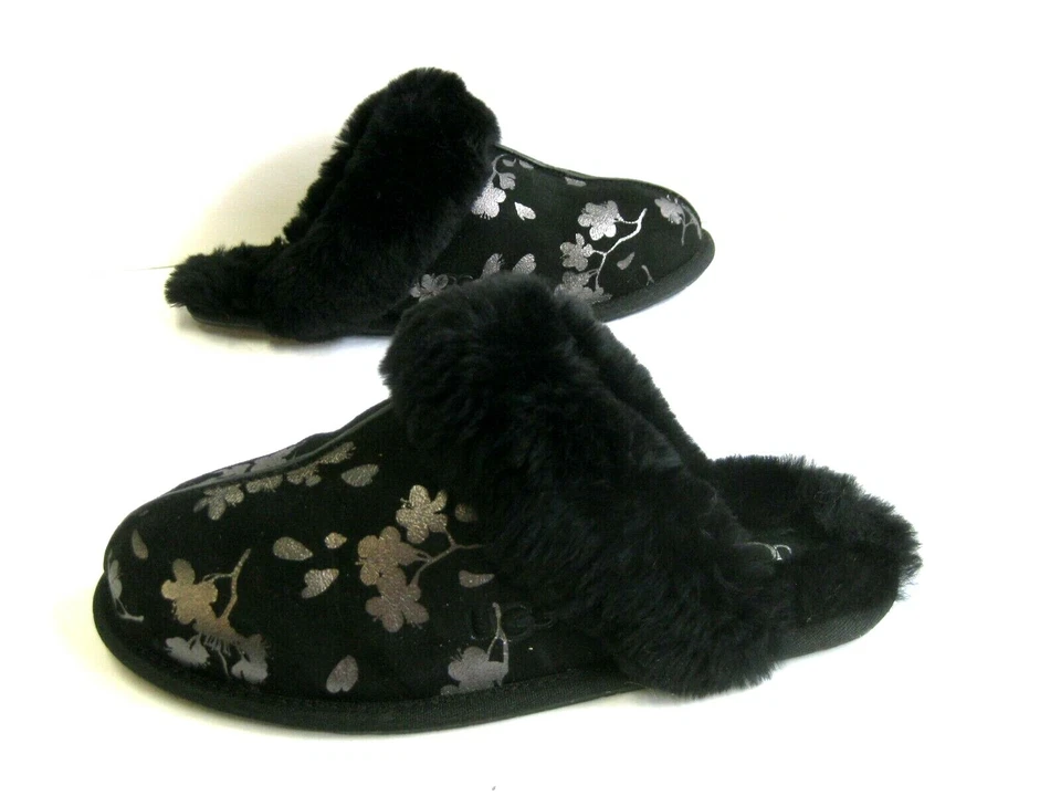 ZAPATILLA MUJER UGG SCUFFETTE II LÁMINA FLORAL NEGRA EE. UU. 9/UK 7/EU 40 Foto 3 de 4