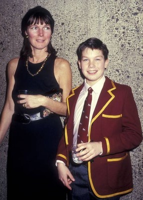 Actor Jerry O'Connell mother Linda Witkowski at National Board of - Old Photo 3