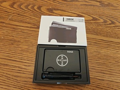 The Ridge Slim Minimalist Aluminum Wallet With Cash Strap- Royal Black