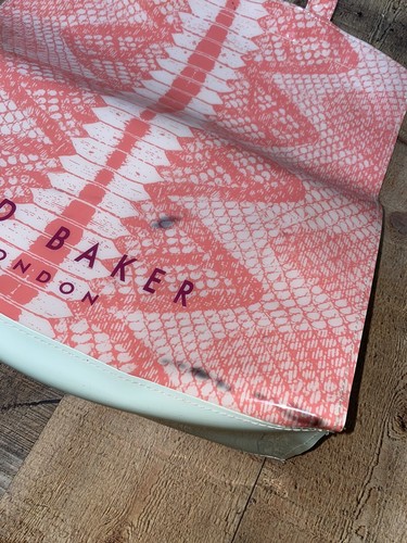 Ted Baker London snake print Vinyl Large Patent Tote Bag Handbag - Picture 5 of 11