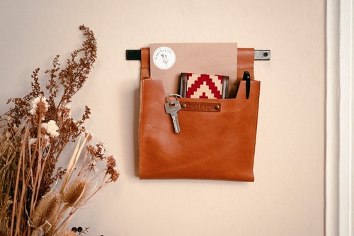 Medium Leather Wall Pocket Organizer - Picture 34 of 39