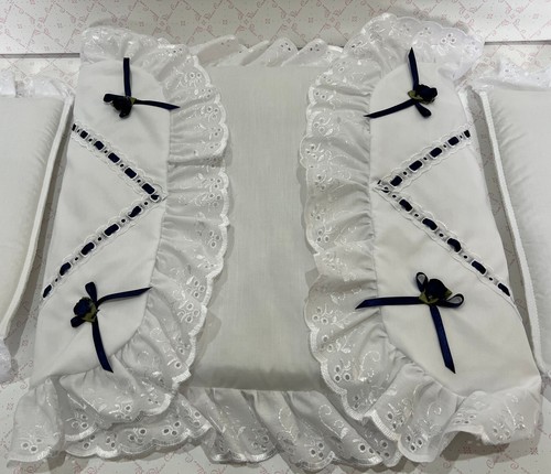 JUEGO DE CAMA DE COCHECITO CONSTRUIDO COACH + COLCHÓN para muñecas de cruz de plata Oberon Chatsworth - Imagen 35 de 39