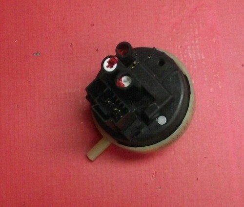 Waschmaschine HOTPOINT WML730G UK R DRUCKSCHALTER