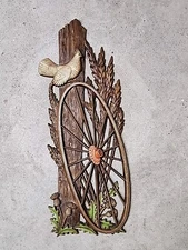 Wagon Wheel Post Bird On Top Burwood Products Co. Wall Hanging USA Made 22"x 9" 
