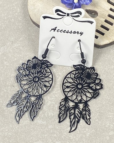Pendientes Flor Negra Atrapasueños Gótico Kitsch Nueva Era Pagano Novedad Plumas - Imagen 4 de 8