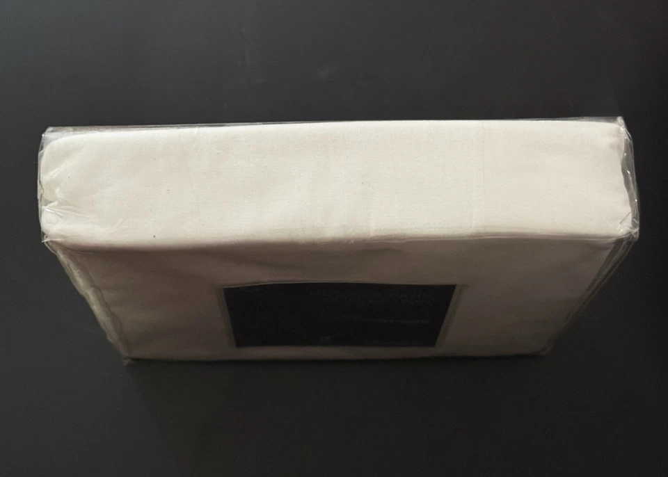 Sábana Ajustable Hudson Park Collection Luxe Algodón y Cachemira Queen Blanca Nueva $295 Foto 4 de 4