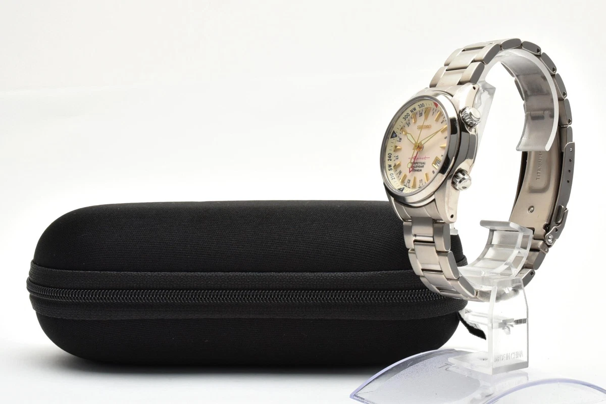 Reloj Hombre SEIKO Alpinist 8F56-00D0 Marfil SBCJ031 Calendario Perpetuo Titan
