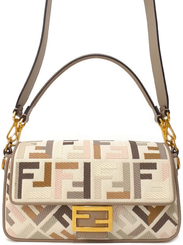 Fendi Baguette Bag in 8BR600 T433 Colorway