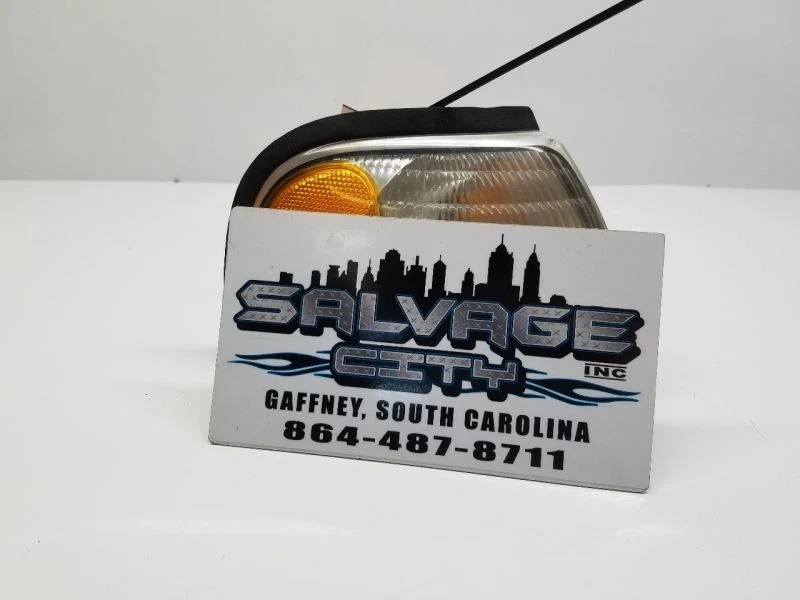 Guardabarros de esquina/estacionamiento para pasajeros montado para 98-00 MAZDA B-2500 198385 Foto 2 de 4