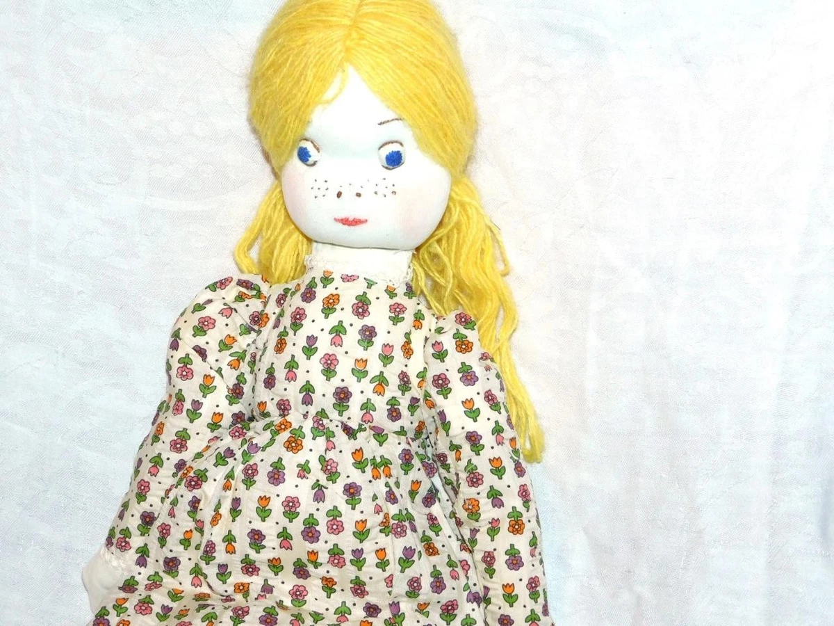 Preços baixos em A Boneca Holly hobbie Bonecas e Brinquedos De