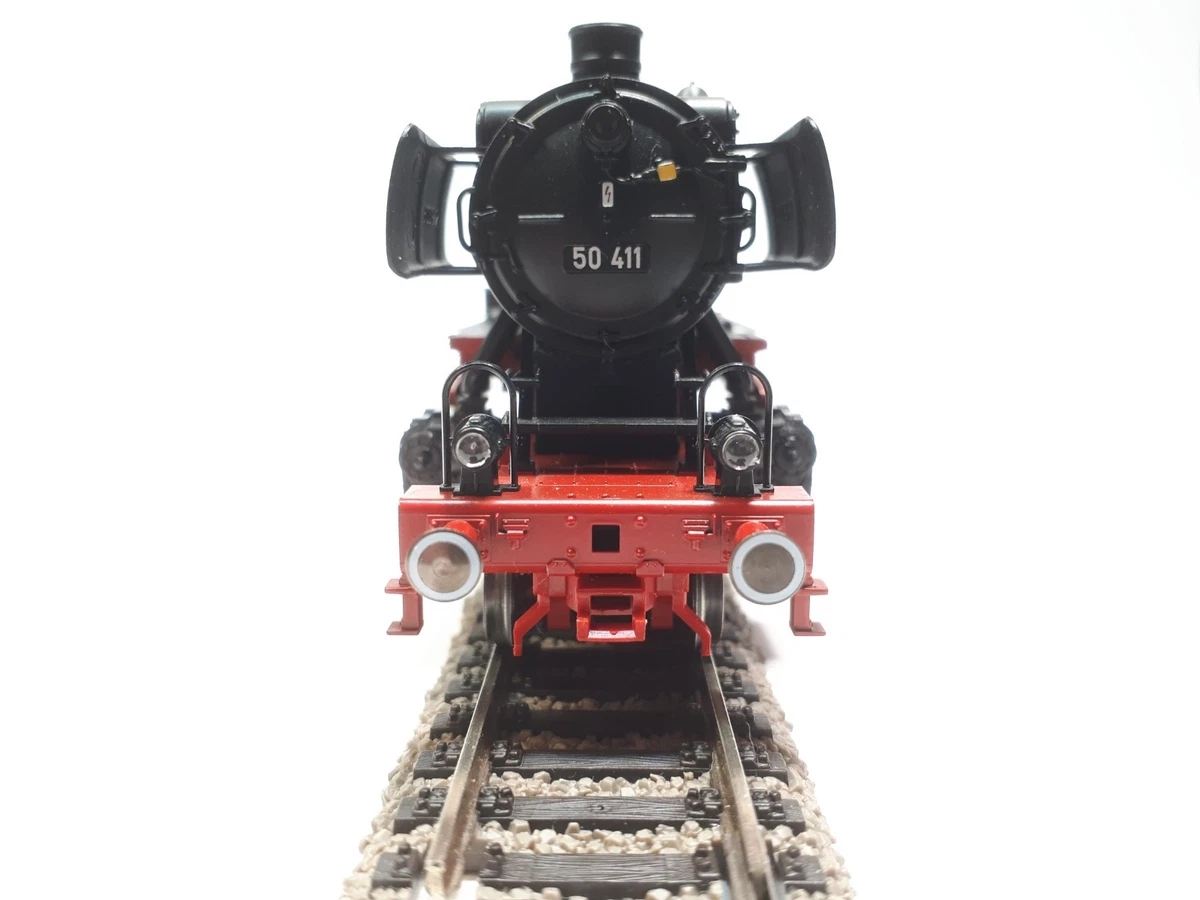 BR 50 Fleischmann H0; DC; Epoche 3; Schlepptender-Güterzuglok; mit Licht; in OVP