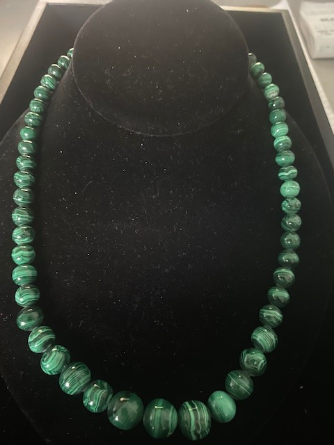 Vintage Genuine Graduated Stone Malachite Beaded Necklace – 20”
