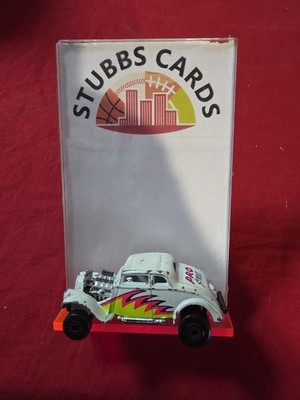 Matchbox 33 Willys Street Rod Pro Street White Heat W/ Flames 1:50 1982 MB69