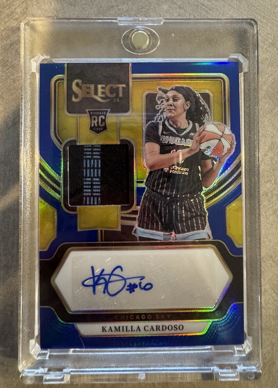 2024 Panini Select WNBA KAMILLA CARDOSO RC BLUE PRIZM PATCH RELIC AUTO #18/49