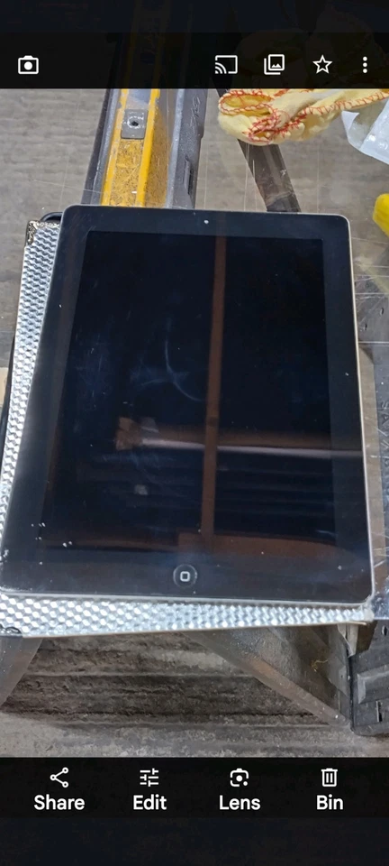 Apple Ipad spares or repairs - Image 2 of 2