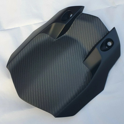 Yamaha MT10 Kohlefaser Kotflügel hinten / Umarmung - (SCHWARZE EDITION)