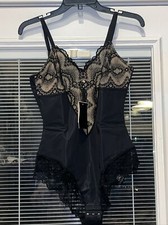 Pinsy Sculpting Lace Shapesuit Shapewear Bodysuit Women's Black NWT 98