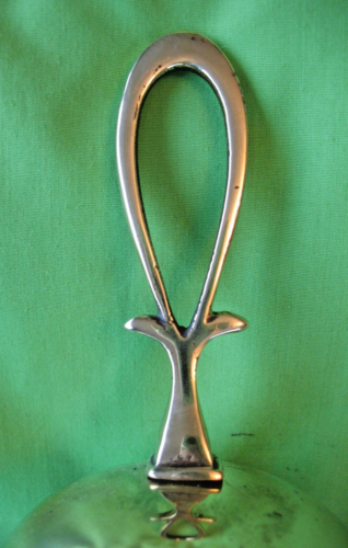 Old vintage Egyptian ANKH Cross handled Brass Shop Hotel Counter Servants Bell - Foto 2 di 3