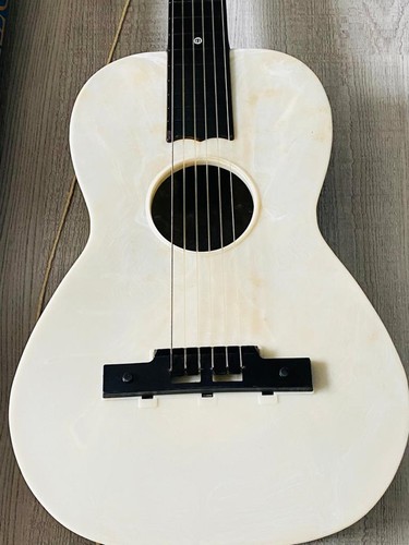 Vintage 1964 Emenee Hootenanny Guitar with Box - Picture 8 of 9