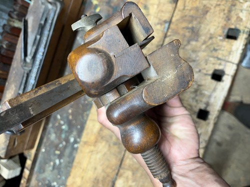 antique plow plane - Picture 10 of 12
