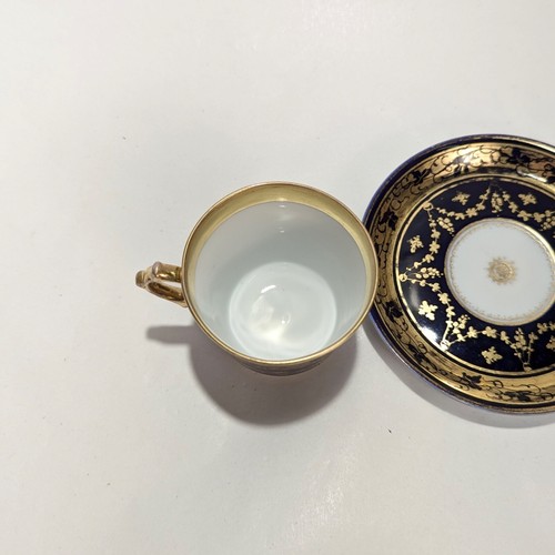 Antica tazza e piattino Demitasse porcellana blu cobalto e oro Dresda - Foto 6 di 10