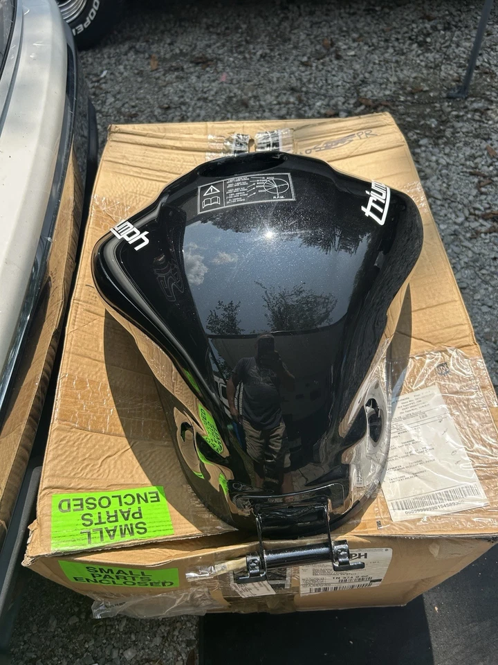 Pila de combustible triple tanque de gasolina Triumph Speed PARTE # T2405201-PR Foto 3 de 4