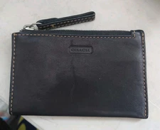 Coach Leather ID Card Case Coin Keychain Zip Wallet Logo Unisex