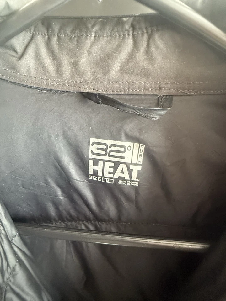 32 Degrees Heat Para Hombres M Camisa Puffer Negra Chaqueta Cremallera Completa Cierre a Presión Foto 2 de 3