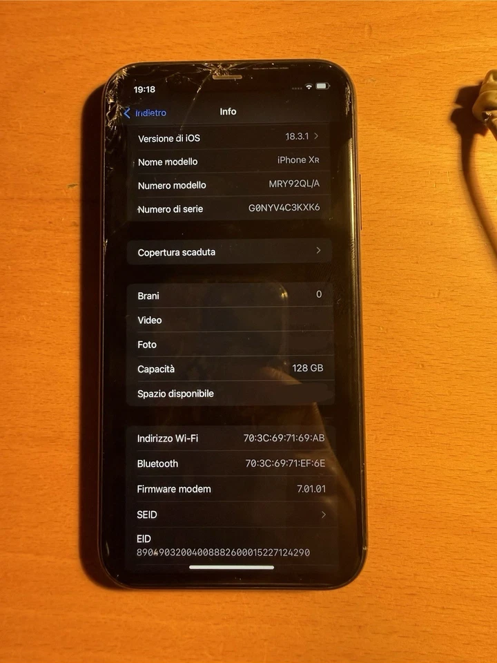 Apple iPhone XR - 128GB - Nero - Immagine 4 di 4