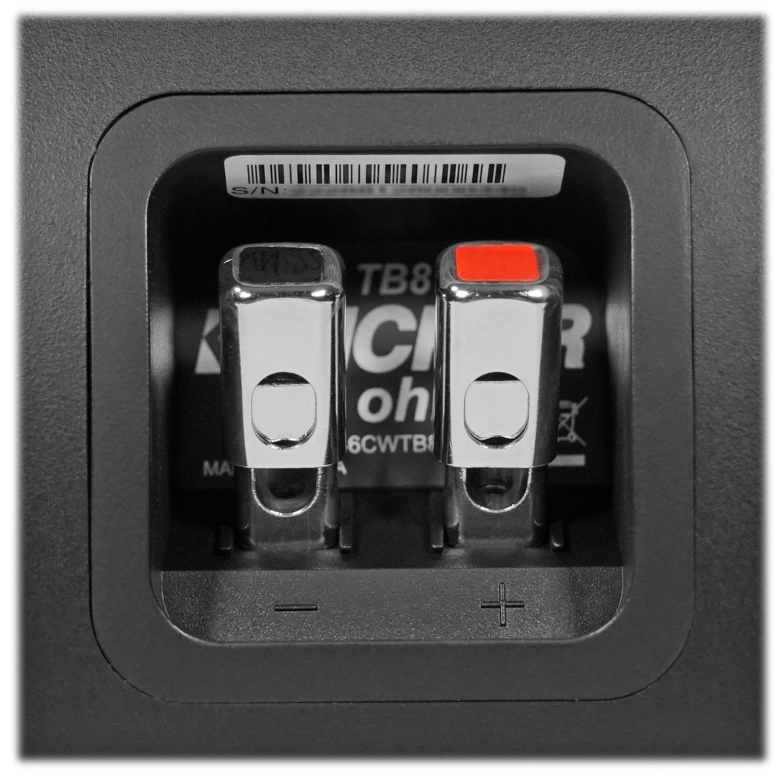 KICKER 46CWTB82 8 600-ваттный Морской сабвуфер в корпусе TB8 Домашние колонки