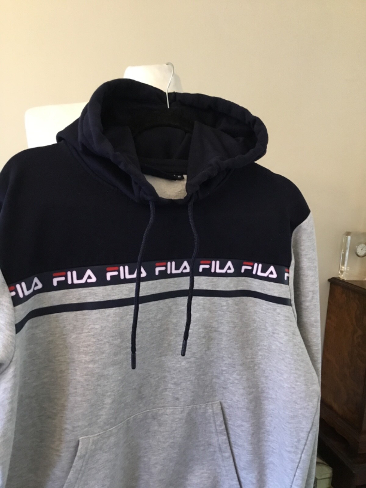 **FILA** FELPA CON CAPPUCCIO GENT s TAGLIA UK GRIGIO MEDIO & NAVY PETTO 46 POLLICI HA DUE TASCHE