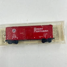 Kadee Micro Trains N Scale Great Northern GN 11877 40' Steel Box Car # 22020