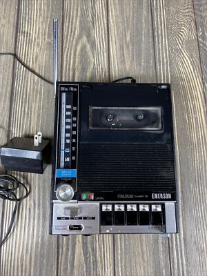 Rare Emerson Vintage FM AM Radio Cassette Player Model ETR125