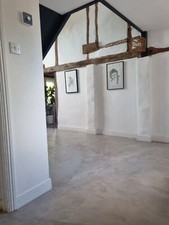 Microcement/ Polished concrete effect floor, walls and wetrooms 