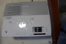 P18 EPSON H294A PROJECTOR W POWER CORD LAMP 134 HRS FREE SHIPPING