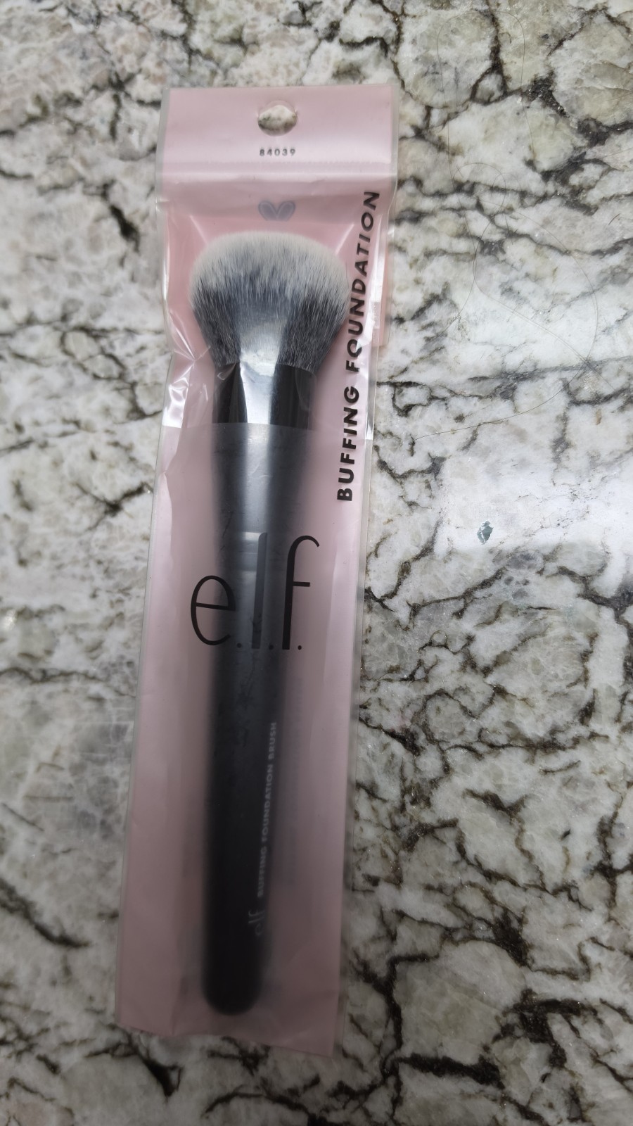 e.l.f. Herramienta de maquillaje cónica brocha base pulidora 84039