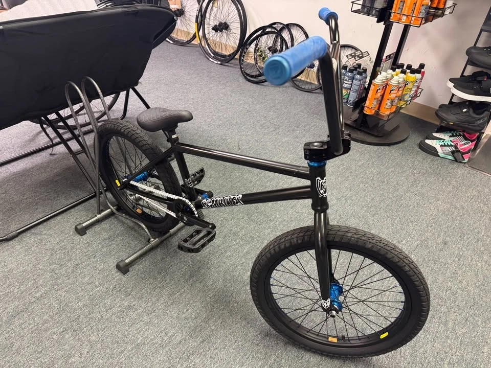 自転車 S&M bikes BMX FIT_26_18_GLOSS_BLACK_RIGHT_45.jpg