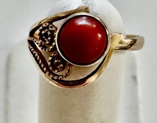 Coral Vintage Antique  Ring With Real 14k Solid Yellow Gold 