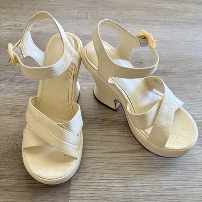 Womens Circus Sam Edelman Peony Ivory Faux Leather Croc Print Sandal Size 7.5 M
