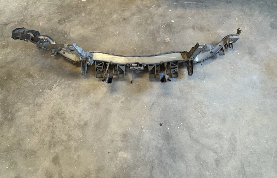 2015-2023 Dodge зарядное устройство R/T 5,7 л HEMI радиатор основной поддержки OEM передний верхний - Изображение 4 из 4