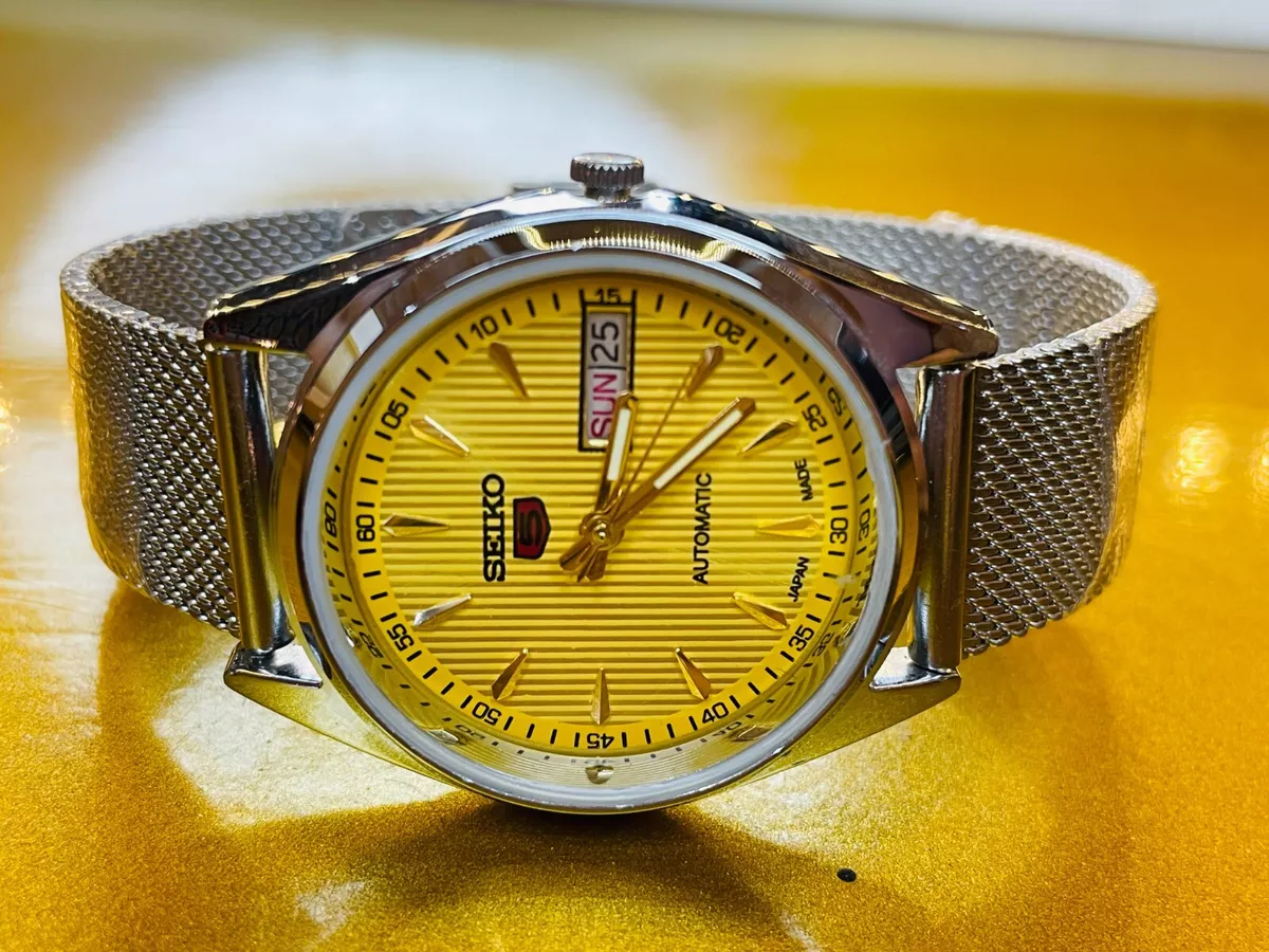 Seiko 5 automatic men s steel Yellow dial day date vintage japan made watch A3