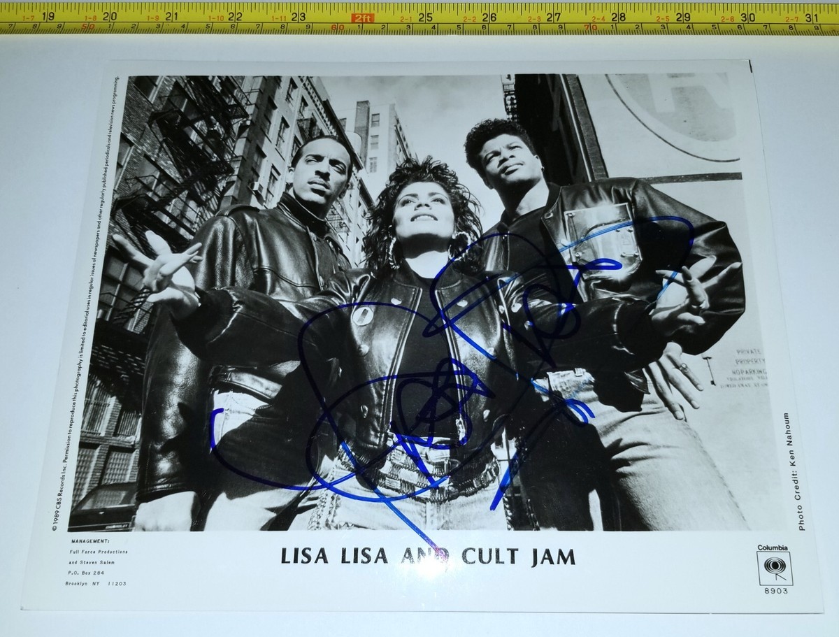 LISA AND THE CULT JAM SIGNED 8X10 PRESS PHOTO 89 FREESTYLE FUNK