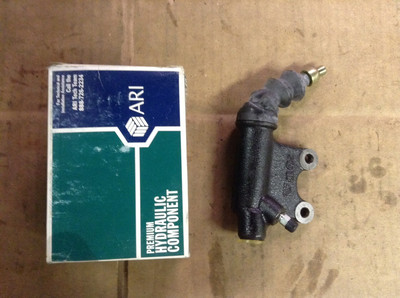 NEW ARI S50007 Clutch Slave Cylinder | Fits 86-87 Isuzu Pickup