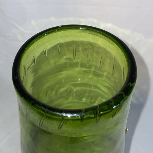 Blenko Green Vase 6744 Bubbles 13.75” - Picture 12 of 12